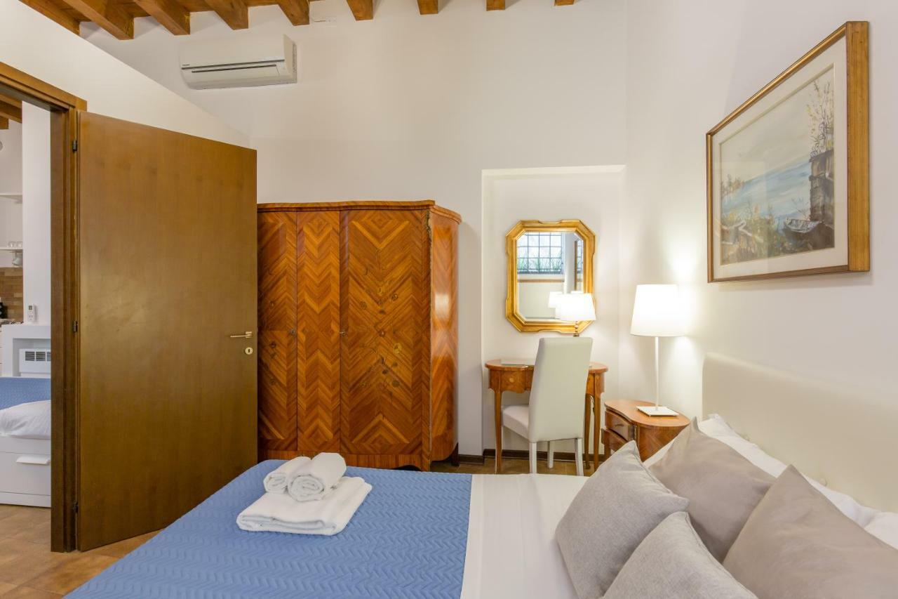 Residenza Giulietta Capuleti Apartment Верона Екстериор снимка